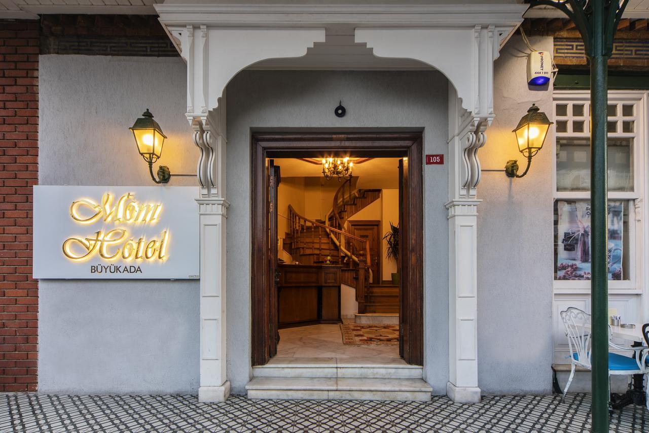 Mom Hotel อดาลาร์ ภายนอก รูปภาพ